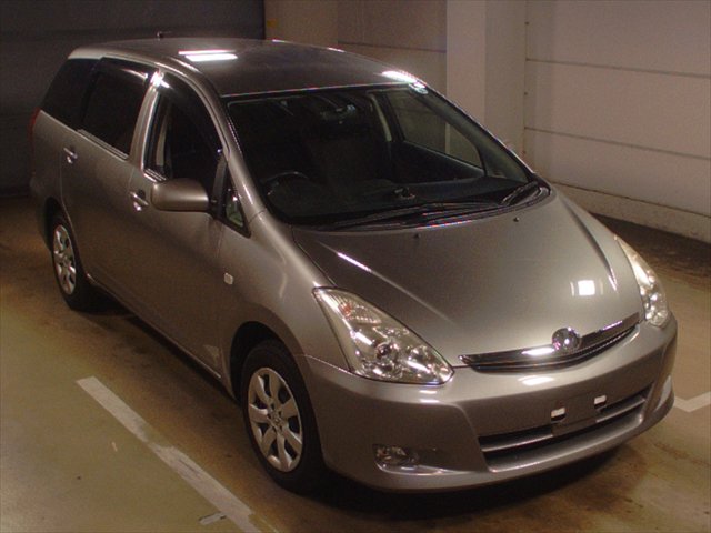 Toyota Wish, 2006